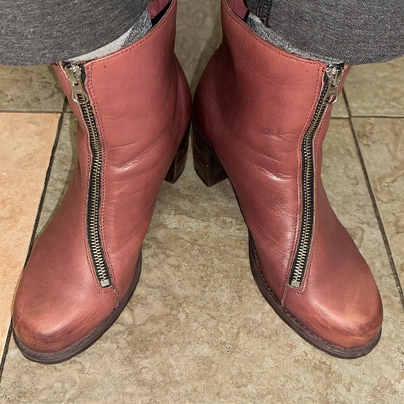 Biza burgundy leather zipper boots - Picture 12 of 15